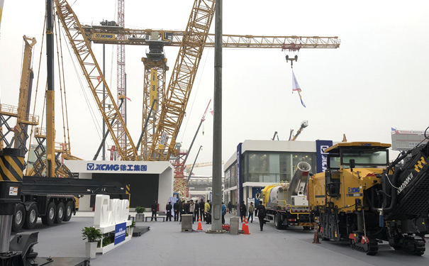 宝马展展台搭建 宝马展展台搭建